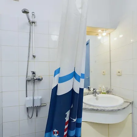 D'olonne - Pour 4 Et Jardin Apartment